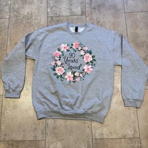 Gildan Sweatshirt 90 Years Loved Grandma Sz L Oversized Gray Cotton Blend